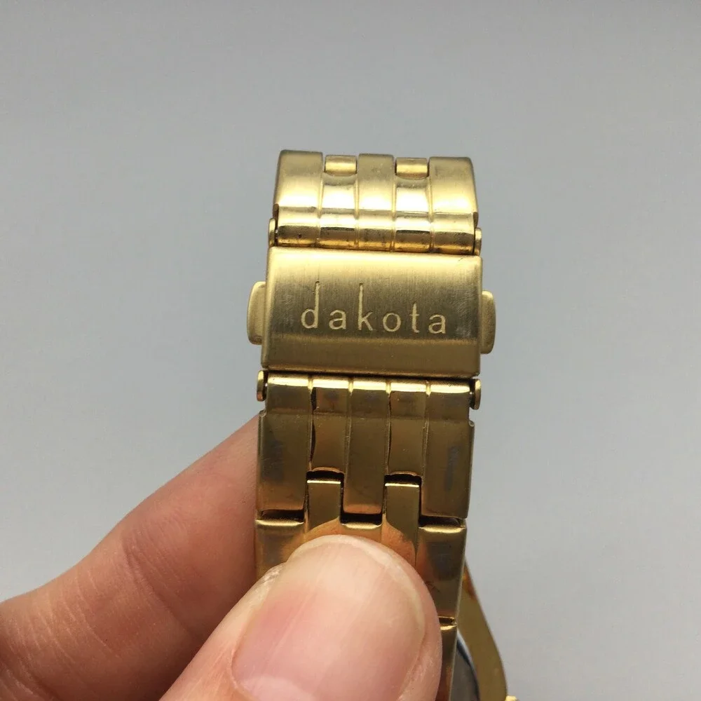 Dakota Steel Watch Mens 40mm Gold Tone Black Dial Day Date New Battery 6.75" - Picture 11 of 15